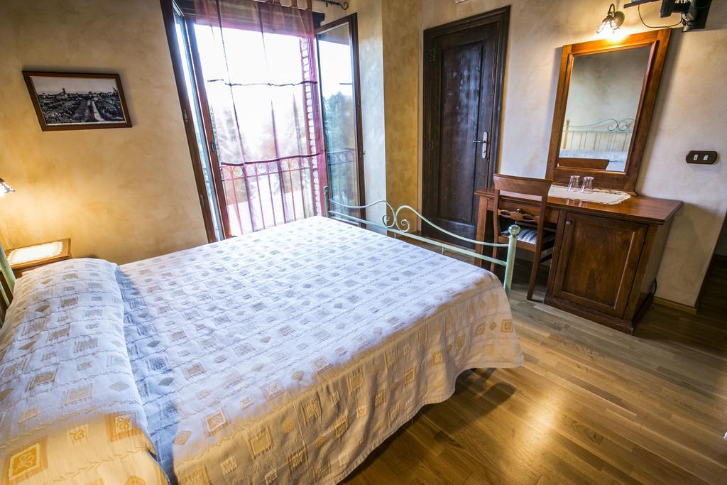 مبيت وإفطار بينيتو Agriturismo Col Morino الغرفة الصورة